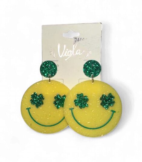 Smiling Face w/ 4 Leaf Clover Earring