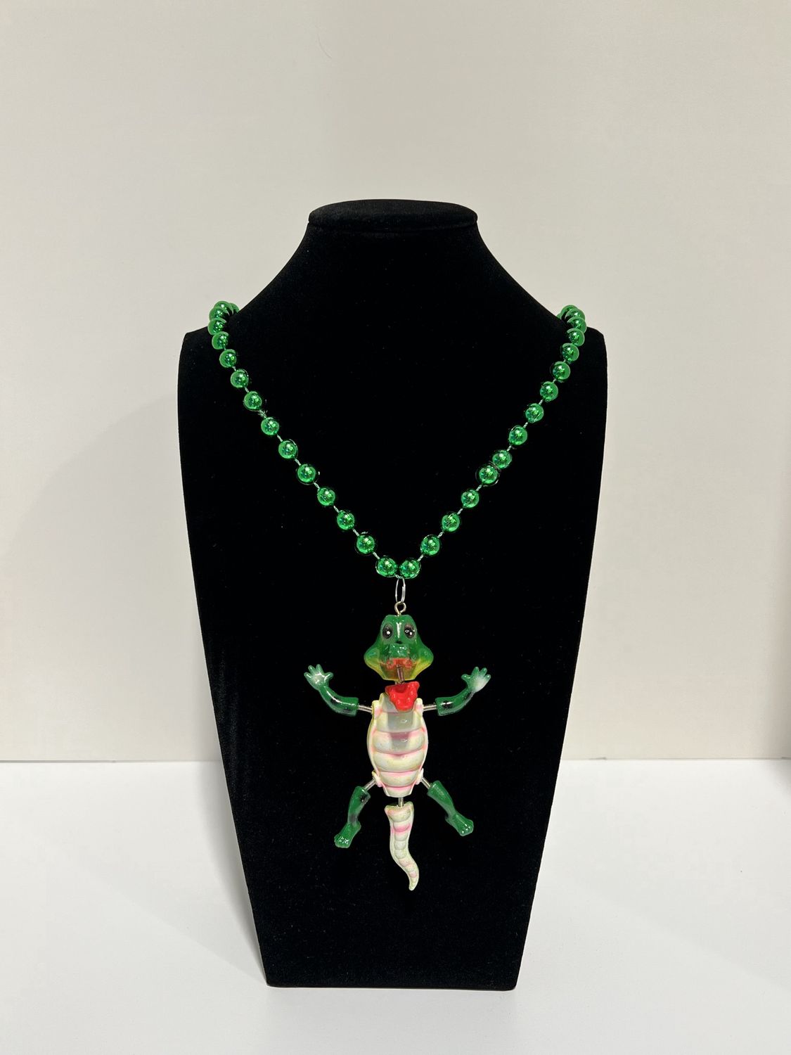 40" Alligator Bobble Medallion on 10mm Green Beads single