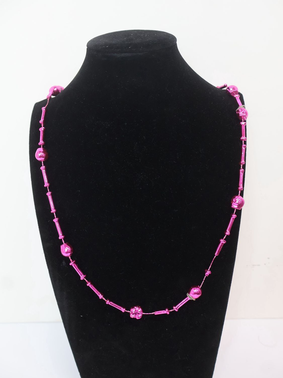 42" Assorted Metallic Colors Skull and Bone Bead single