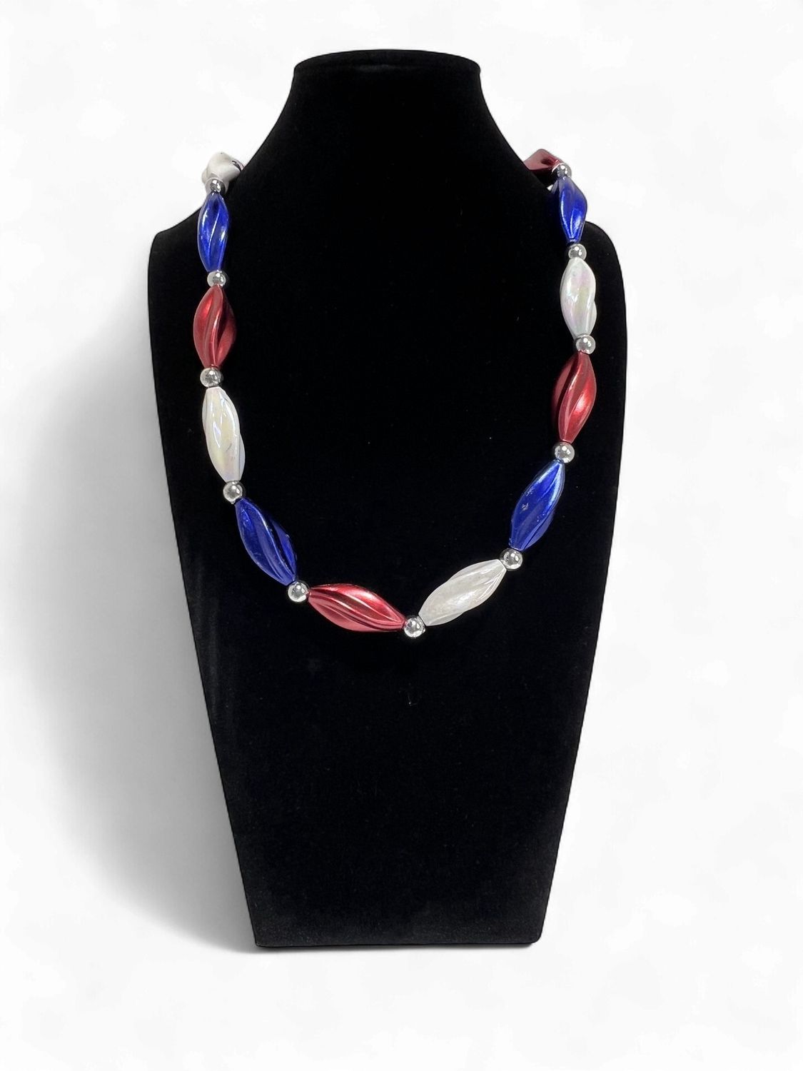 38" Red/White/Blue Satin Swirl Bead single