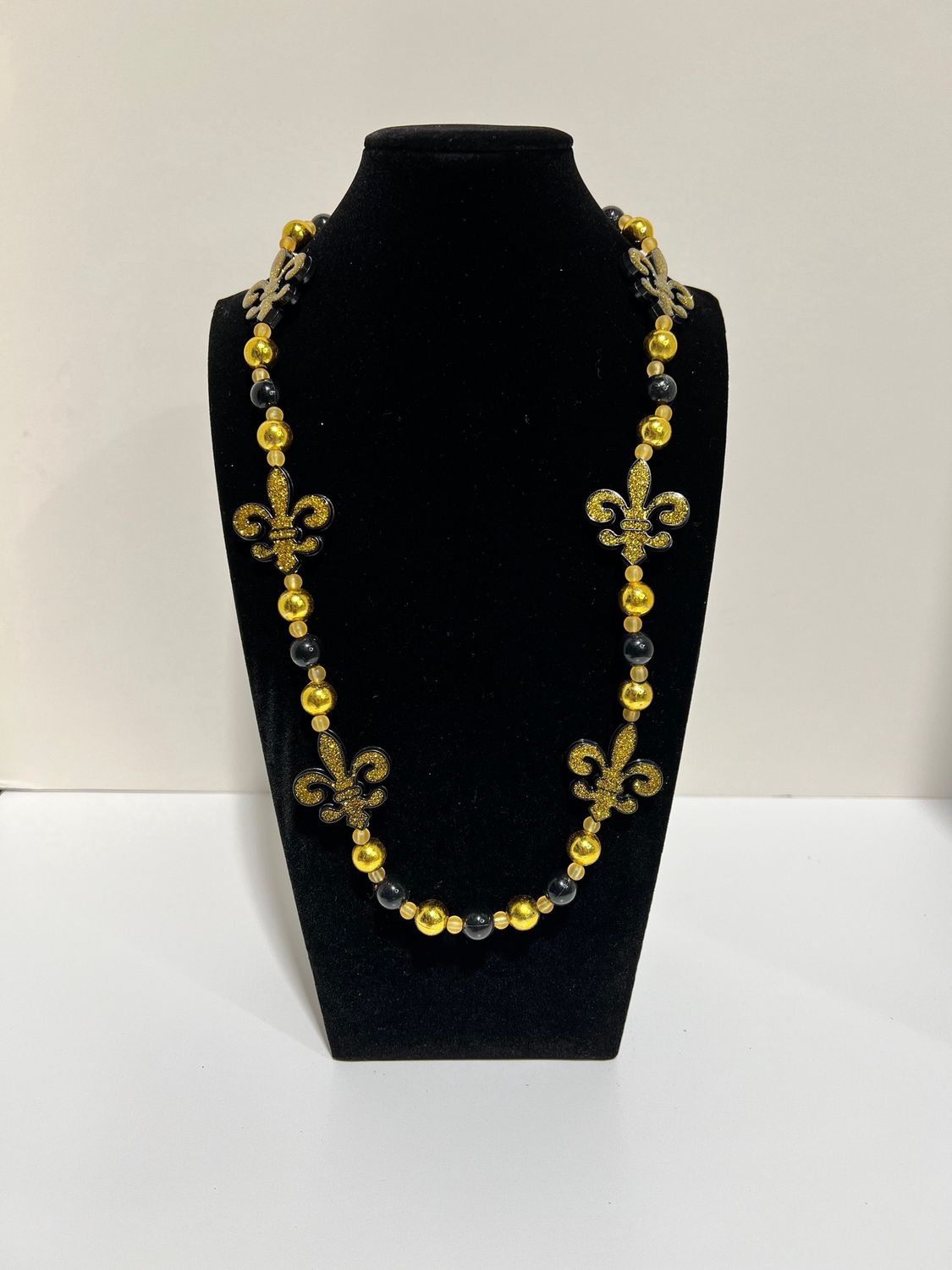 40" Black and Gold Glitter Fleur de Lis on Black and Gold Necklace (Each) single