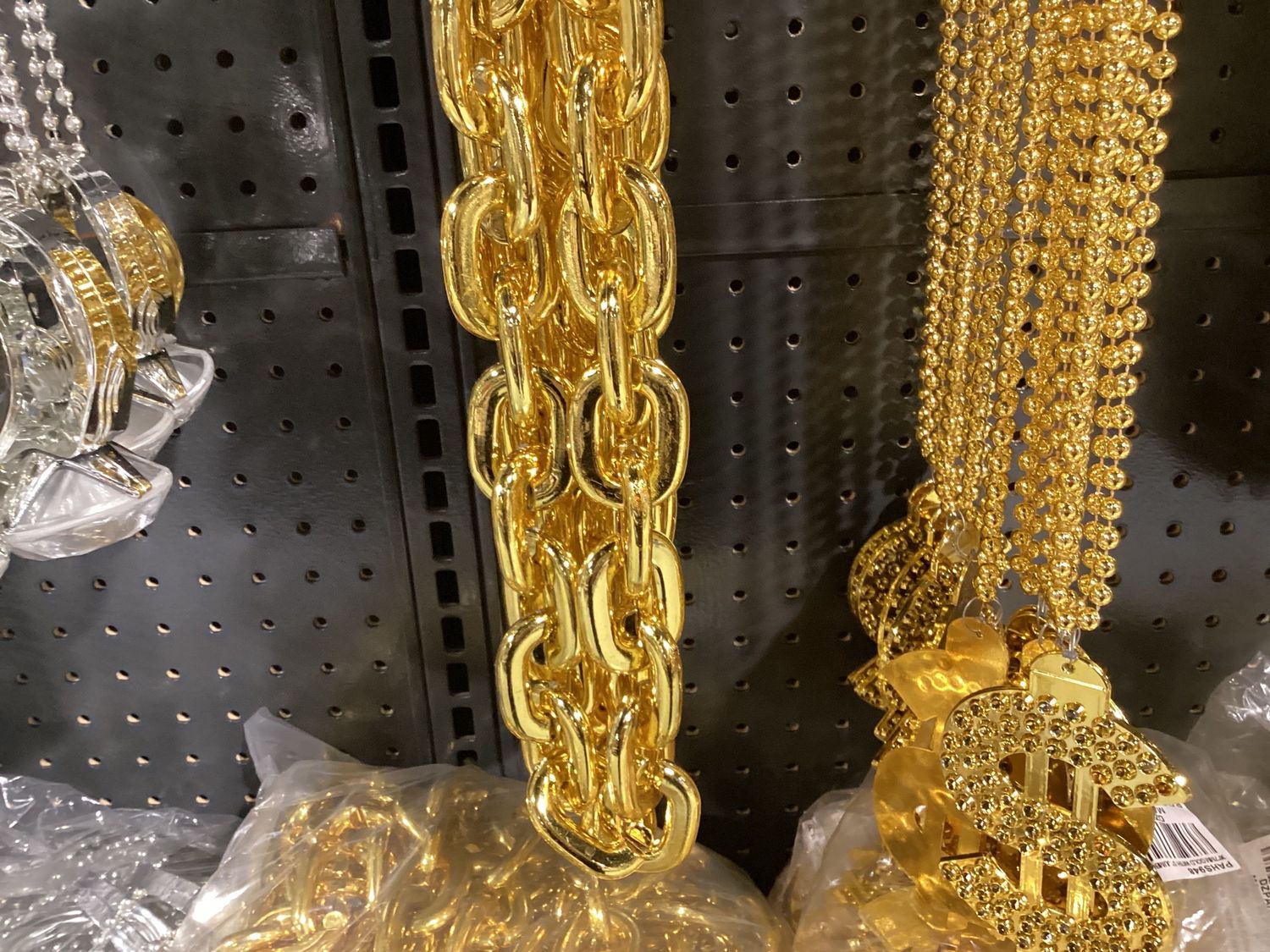 36" Jumbo Chain Link - Metallic Gold single