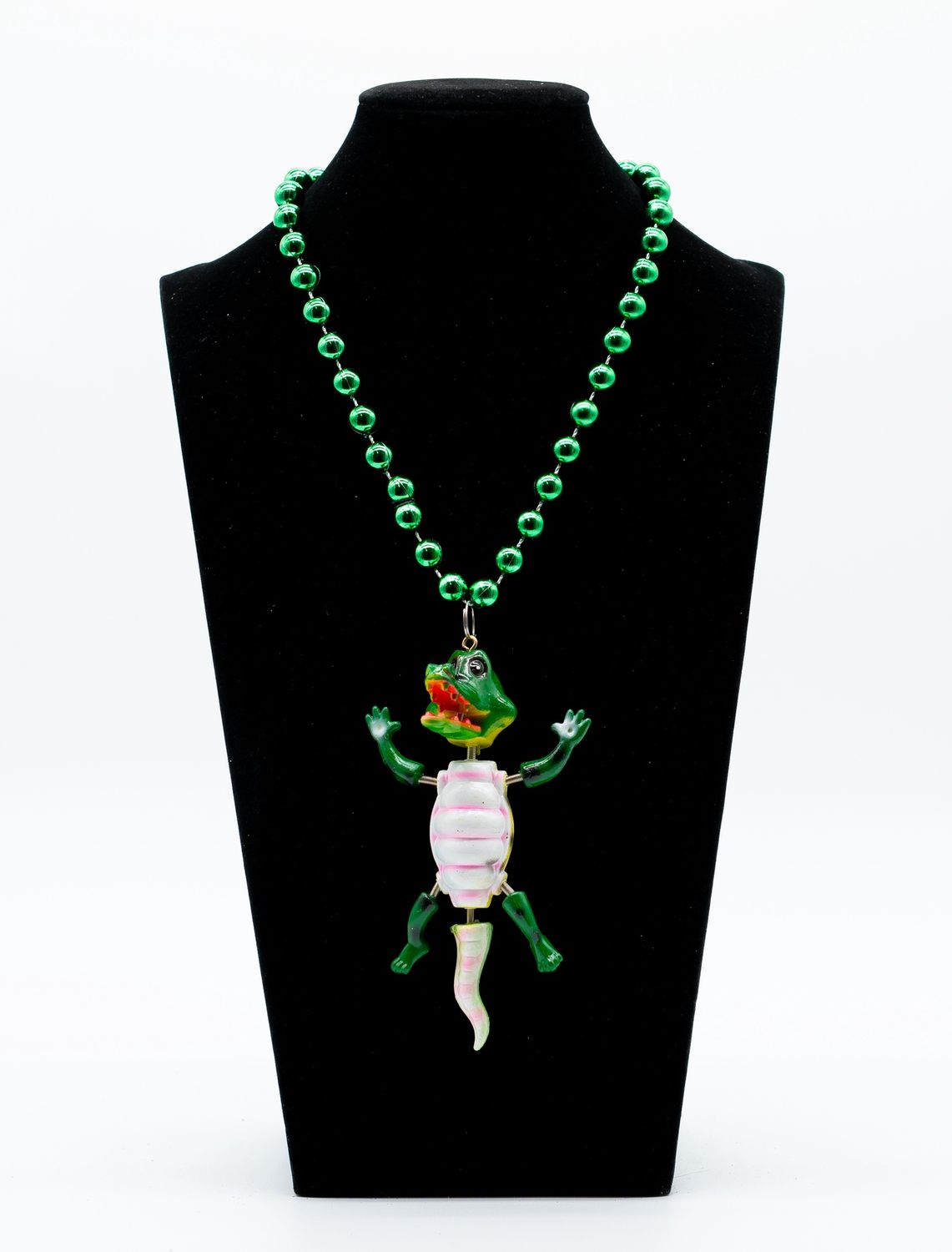 40" Alligator Bobble Medallion on 10mm Green Beads (Dozen)