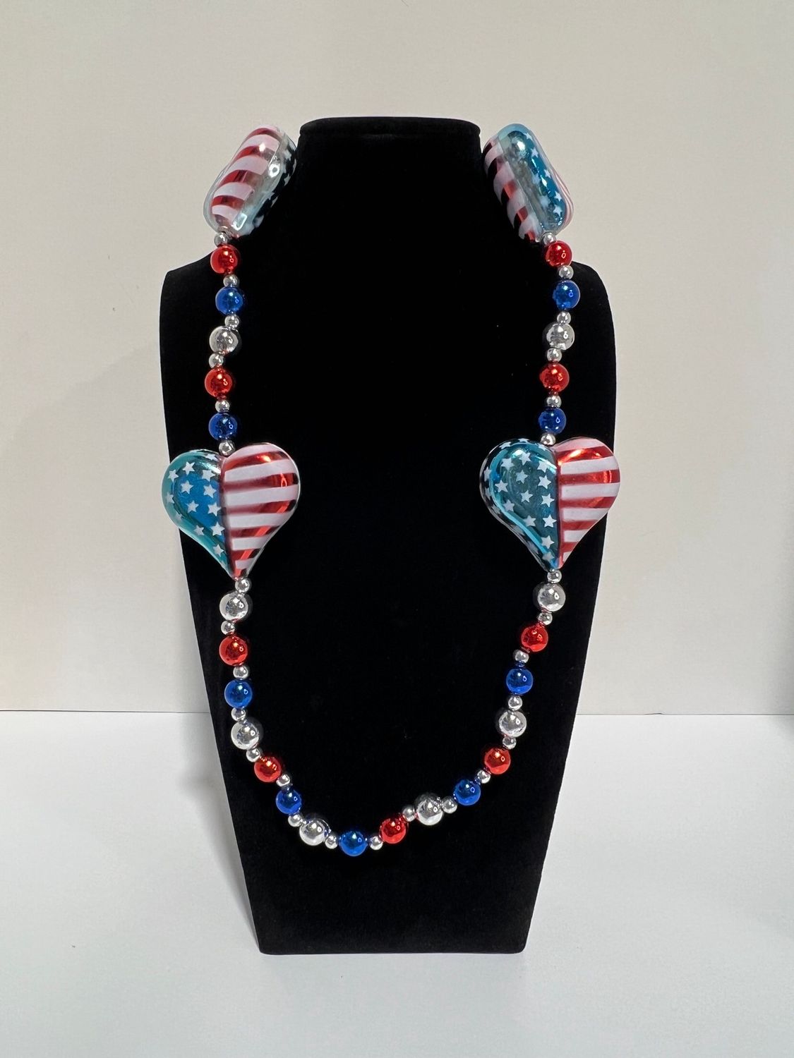 40" U.S. Flag Heart Necklace single