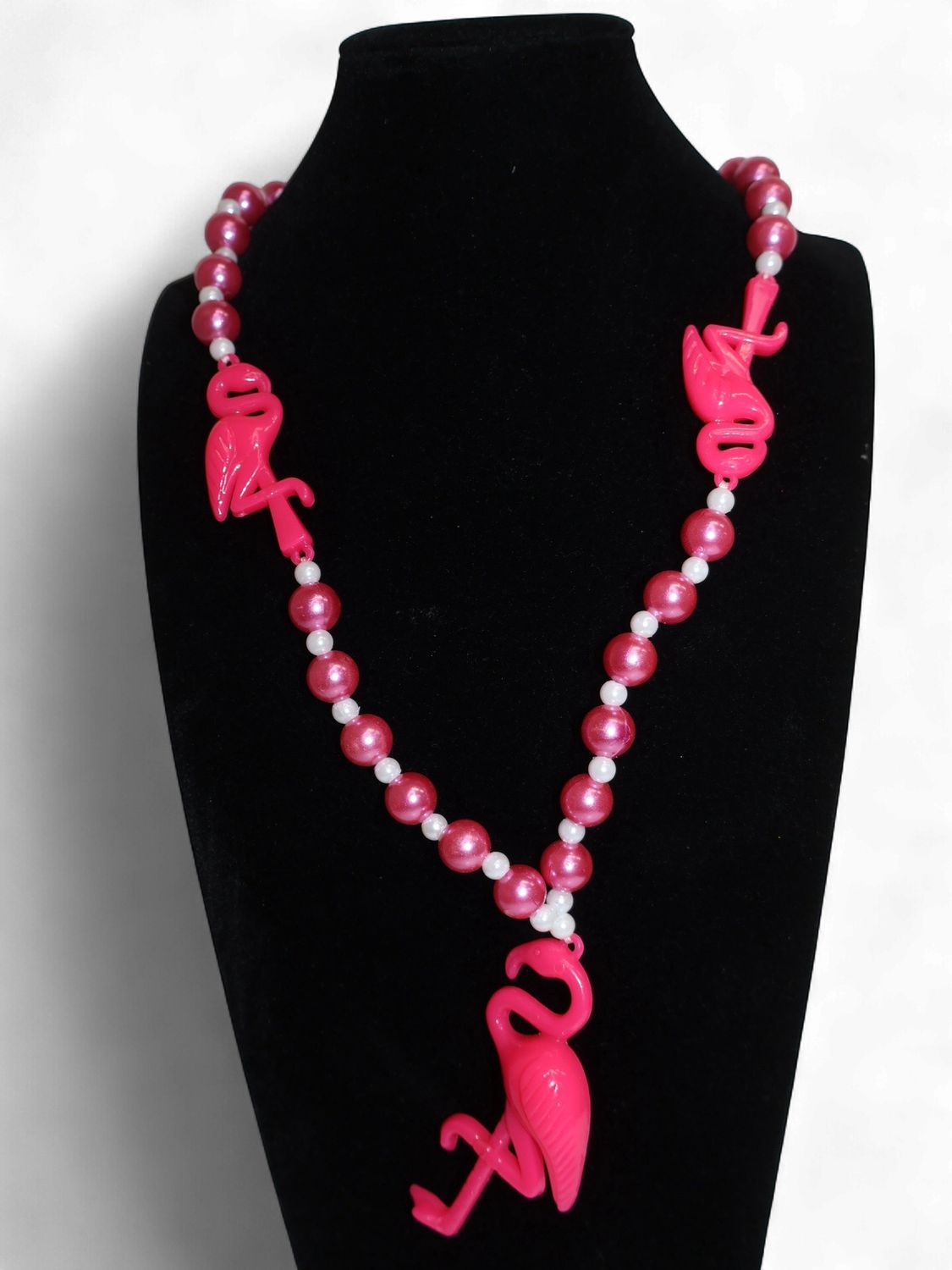 42" Flamingo Necklace Hot Pink Bead with Pearl Insets single