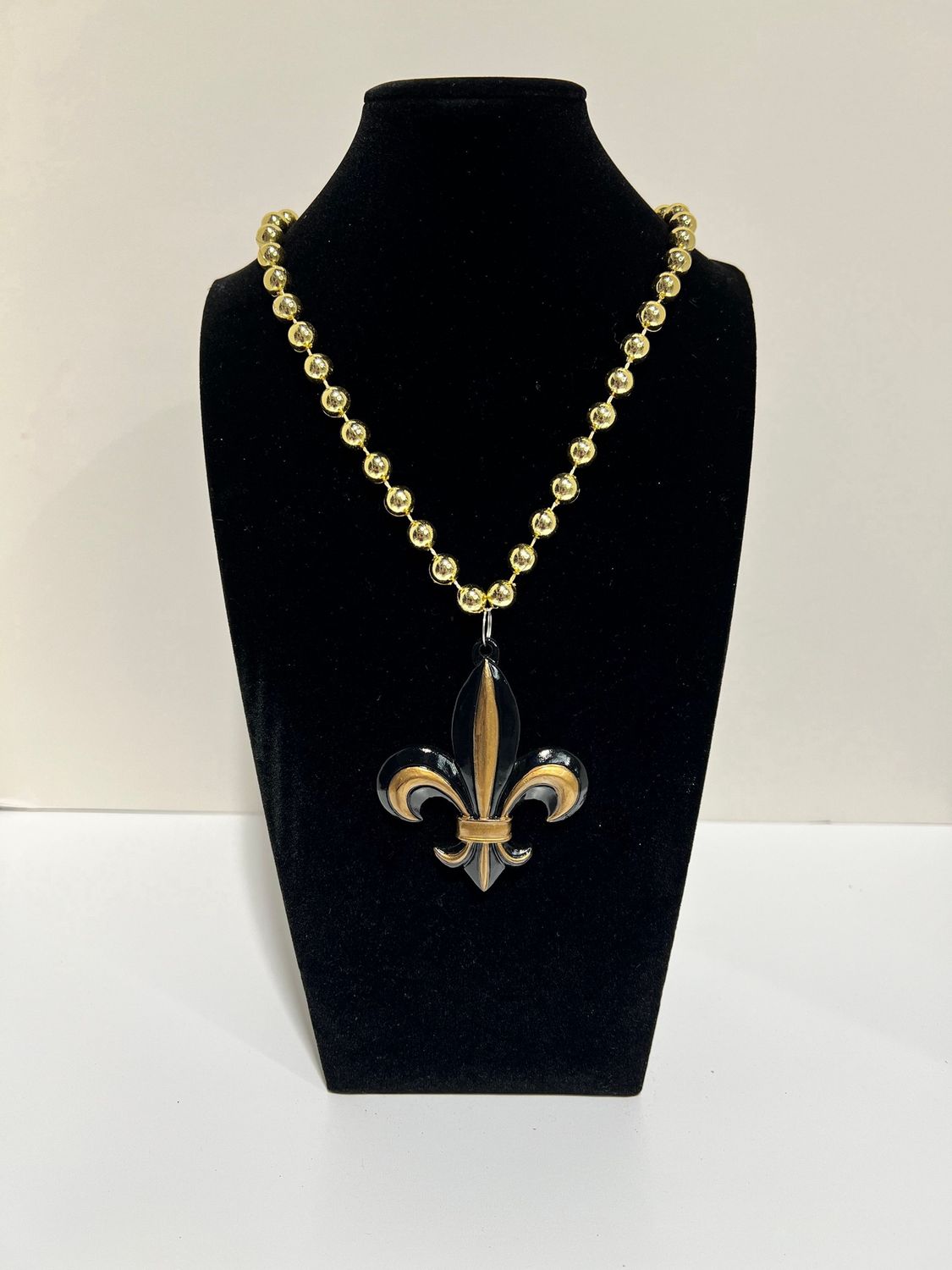 Black and Gold Fleur de Lis on Gold Necklace (Each) single