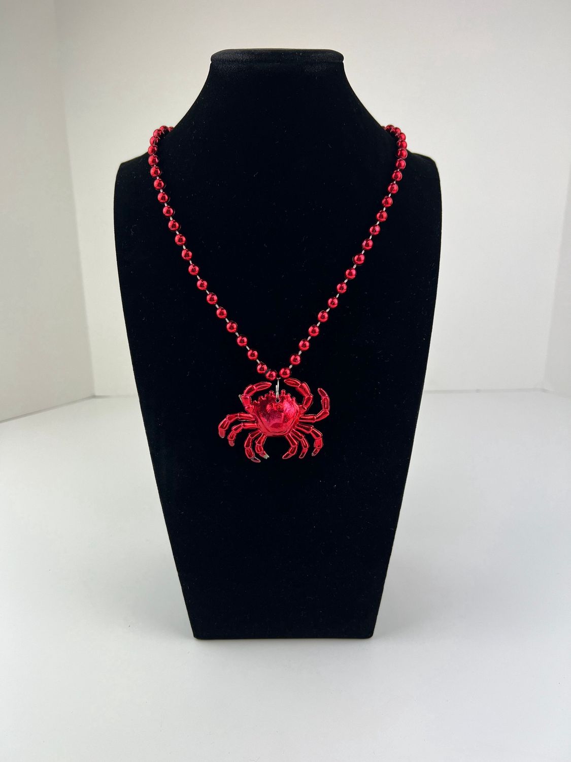 Crab Necklace single