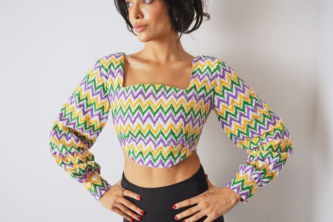 LS CHEVRON BEADED CROP TOP