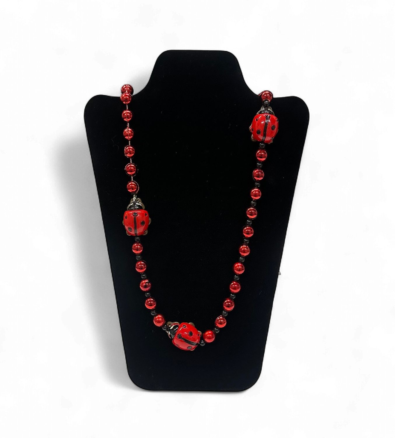Ladybug Medallions on Specialty Beads (6pc)