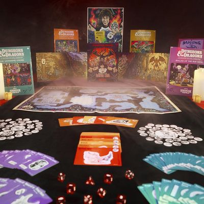 Dungeons &amp; Dragons RPG: Stranger Things - Welcome to the Hellfire Club Box Set