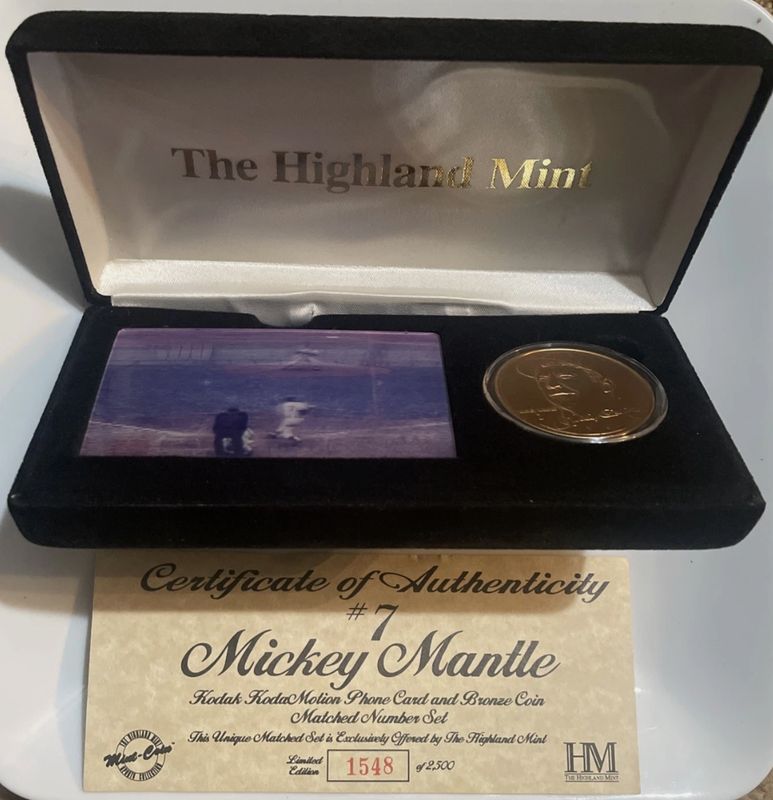 The Highland Mint - Mickey Mantle (Mint Bronze Coin and Kodak Phone Card Set)