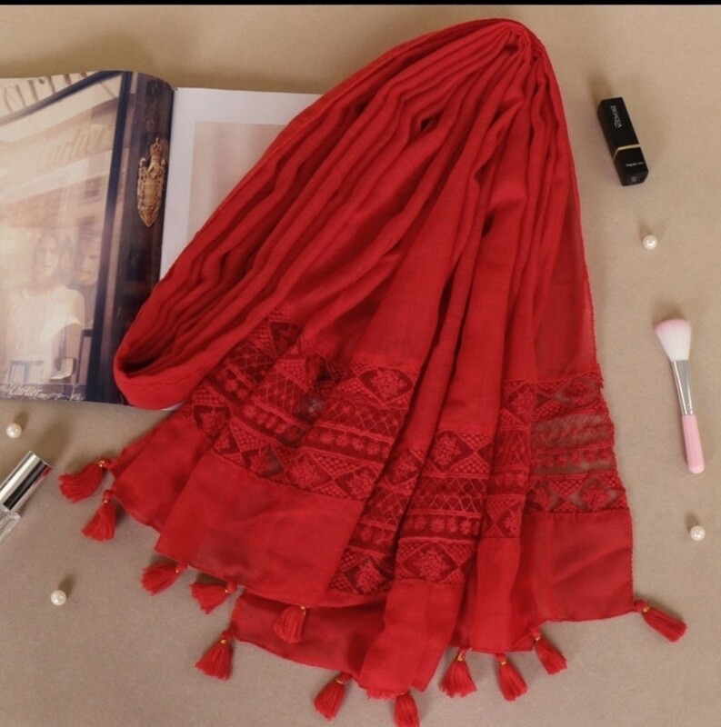 Lacy, Tasseled Viscose Hijab