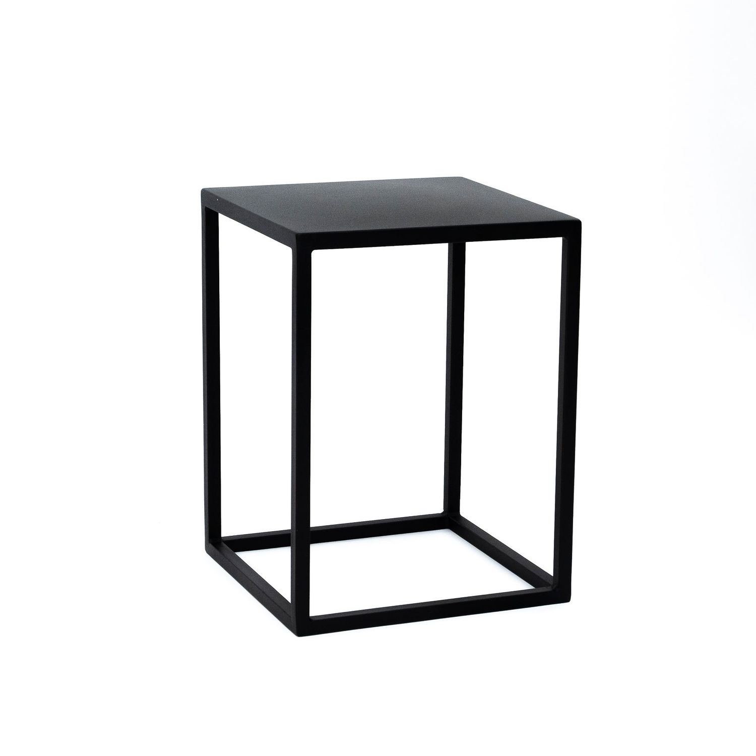 BEAM Tower 400 Stalen Bijzettafel – Minimalistische Kubus Tafel in Zwart Staal 40 x 40 x 40 cm