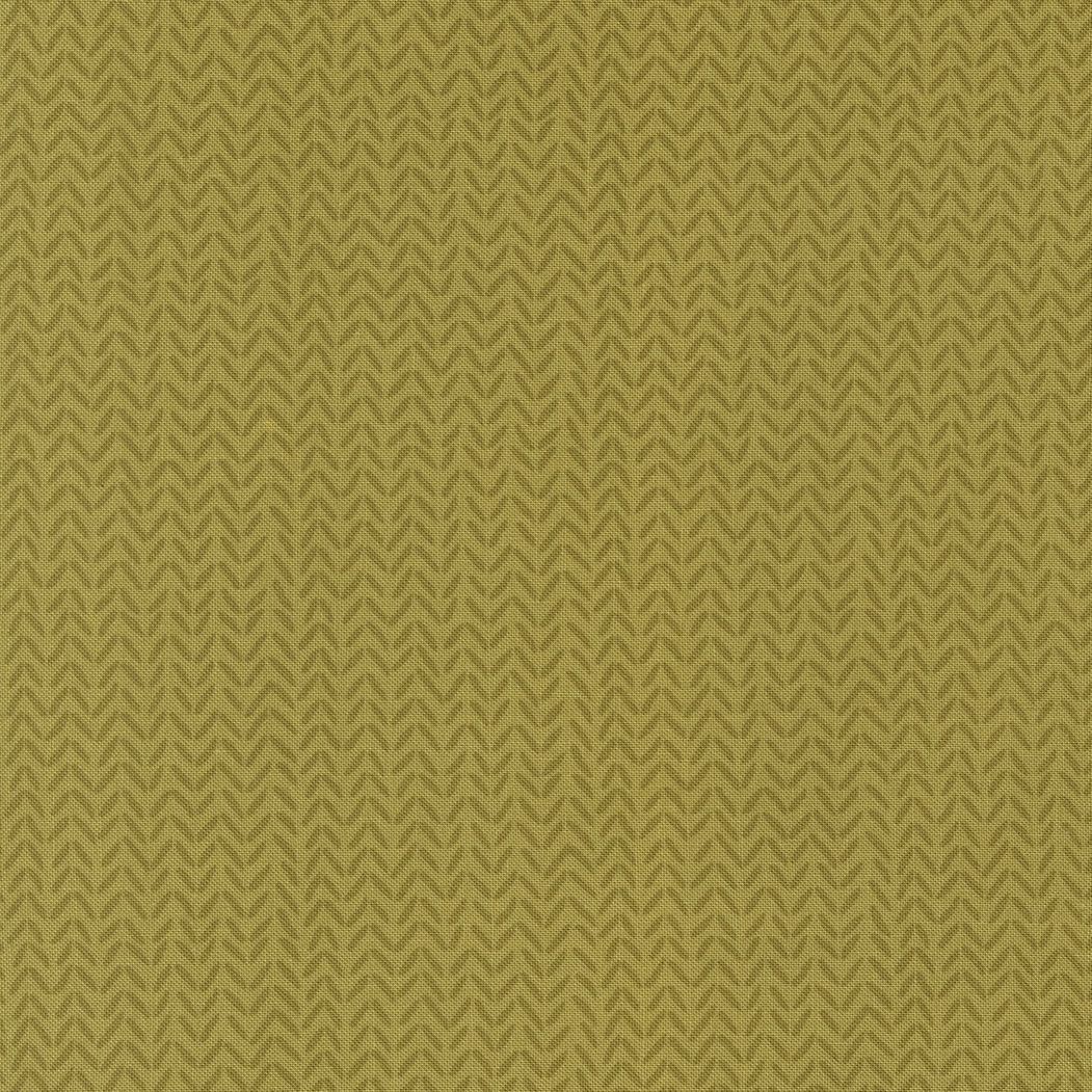 Lucky - 0616 - Grass