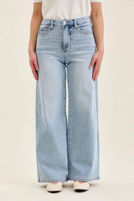 Judy Blue High Waist Tummy Control Light Wash Retro Wide - Petite 30"