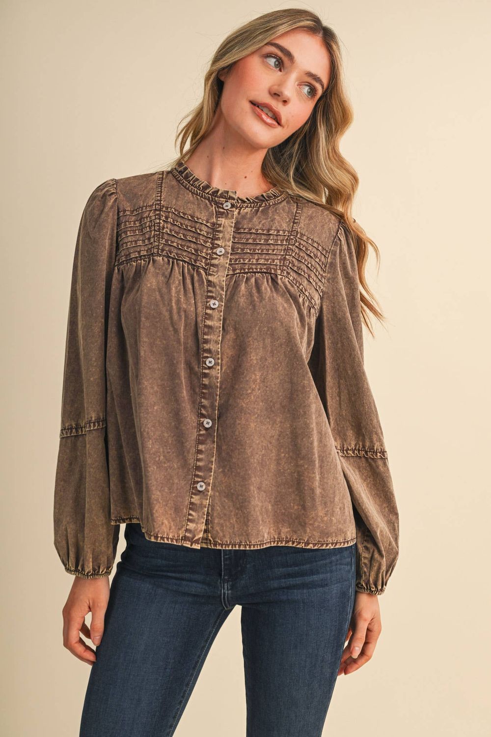 WASHED TENCEL PIN TUCK BUTTON UP TOP, Color: WASHED BROWN, Size: L