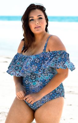 Plus Sizes - Love Your Curves