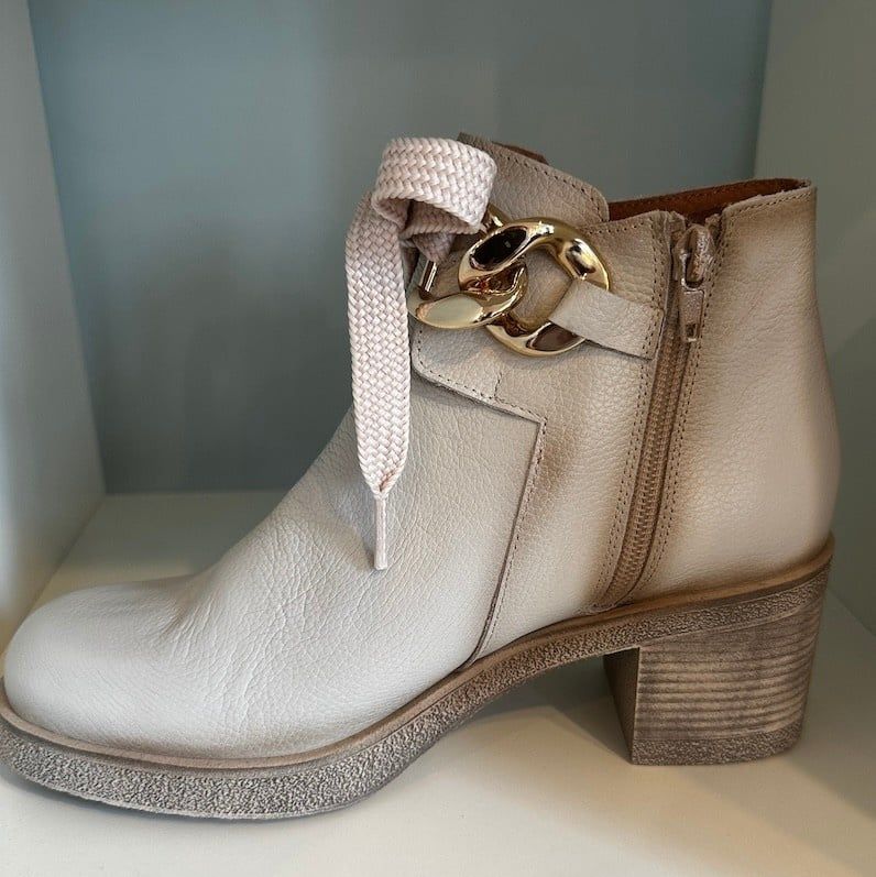 Roly Ankle Boot, Color: Dessert Arce, Size: 36