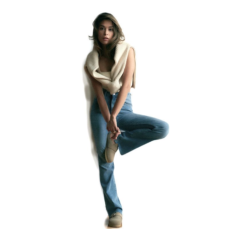Alex Hi-Rise Bootcut Yoga Jeans Alex Bootcut Light Zola