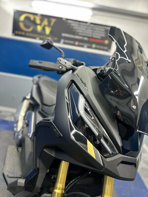COPPIA ADESIVI ANTERIORI per X-ADV 750 dal 2021 in poi