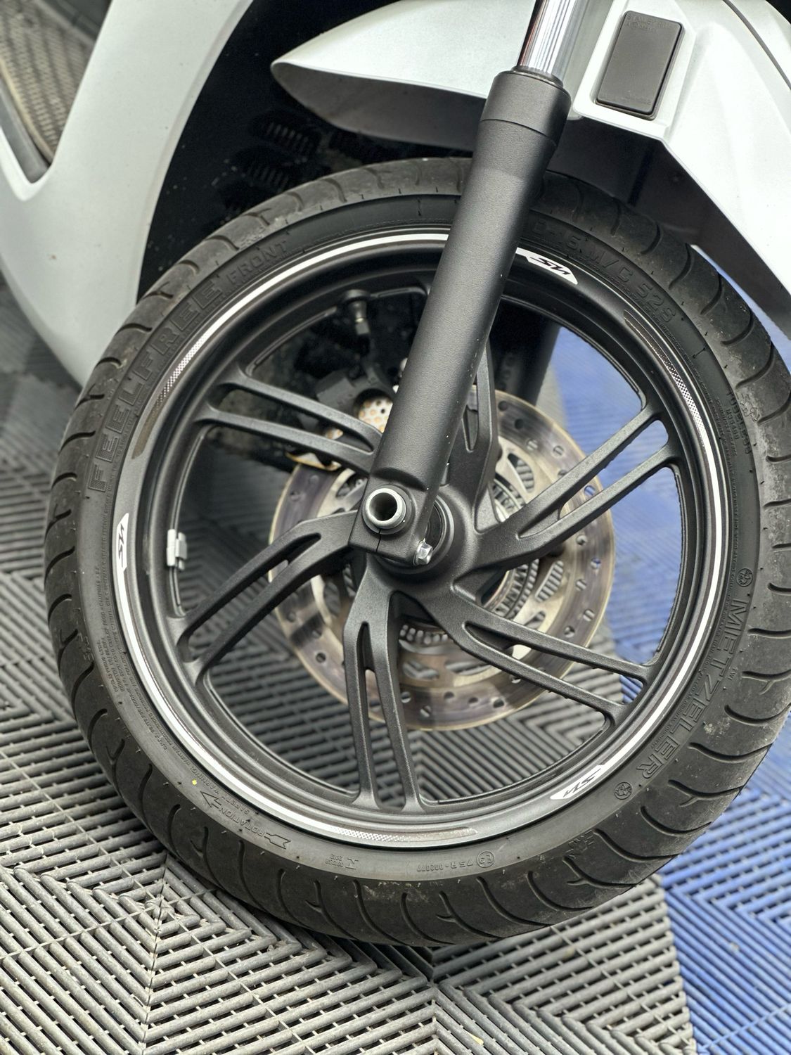 KIT ADESIVI CERCHI per HONDA SH 350i 2021/2024