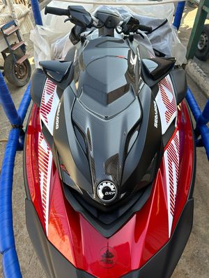 KIT GRAFICHE SU FASCIONI LATERALI per SEADOO RXP 300-325 X RS 2021 -->