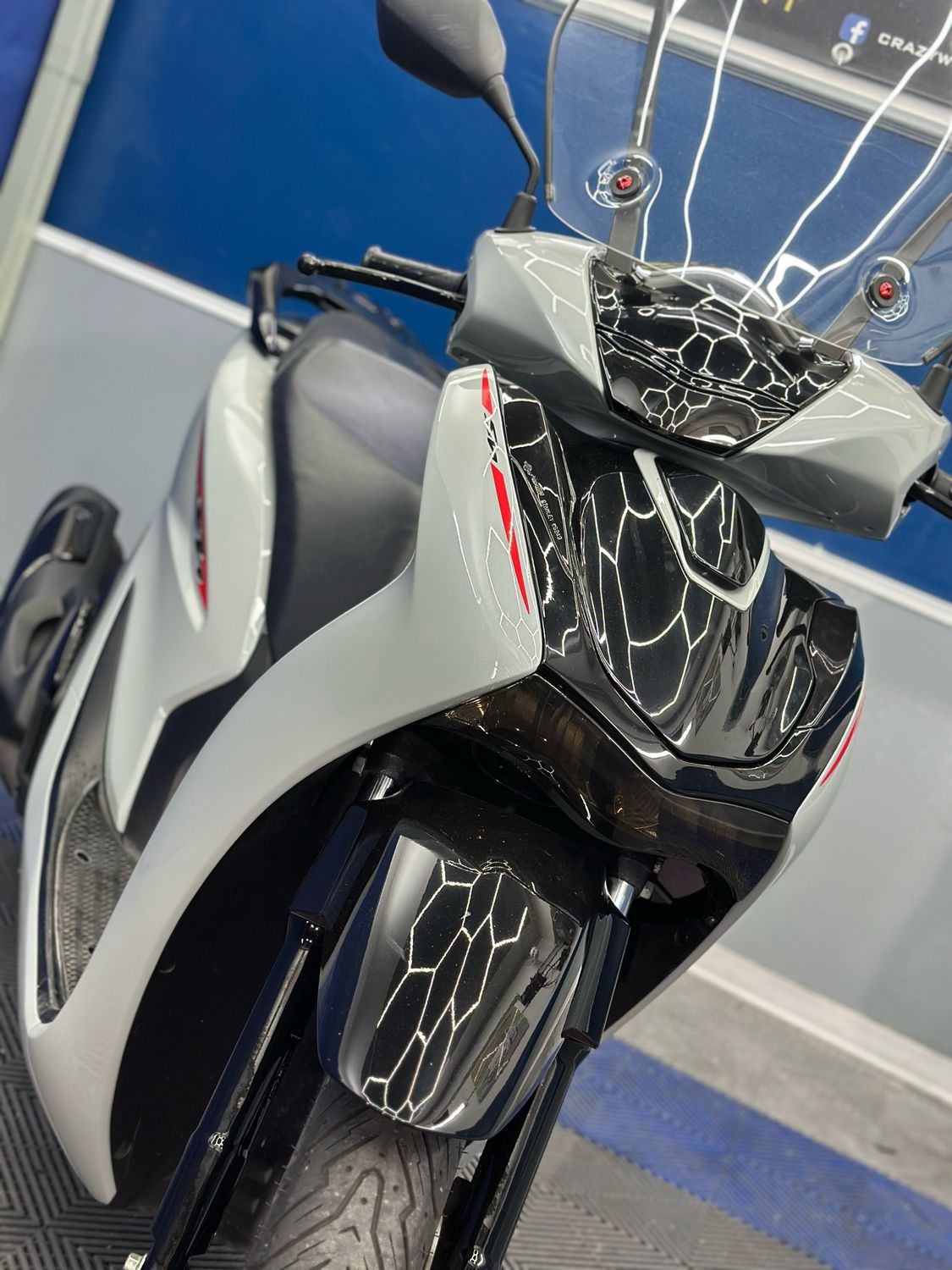 KIT ADESIVI SH SPORT 125-150 2020/2024