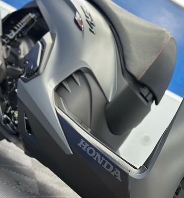 ADESIVI HONDA SOTTO PEDANA SH 350i dal 2020 al 2025 - 2pz.