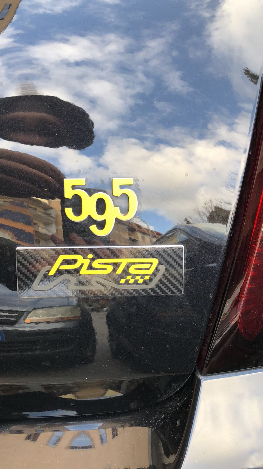 Adesivo Logo “PISTA o YAMAHA RACING” Personalizzato