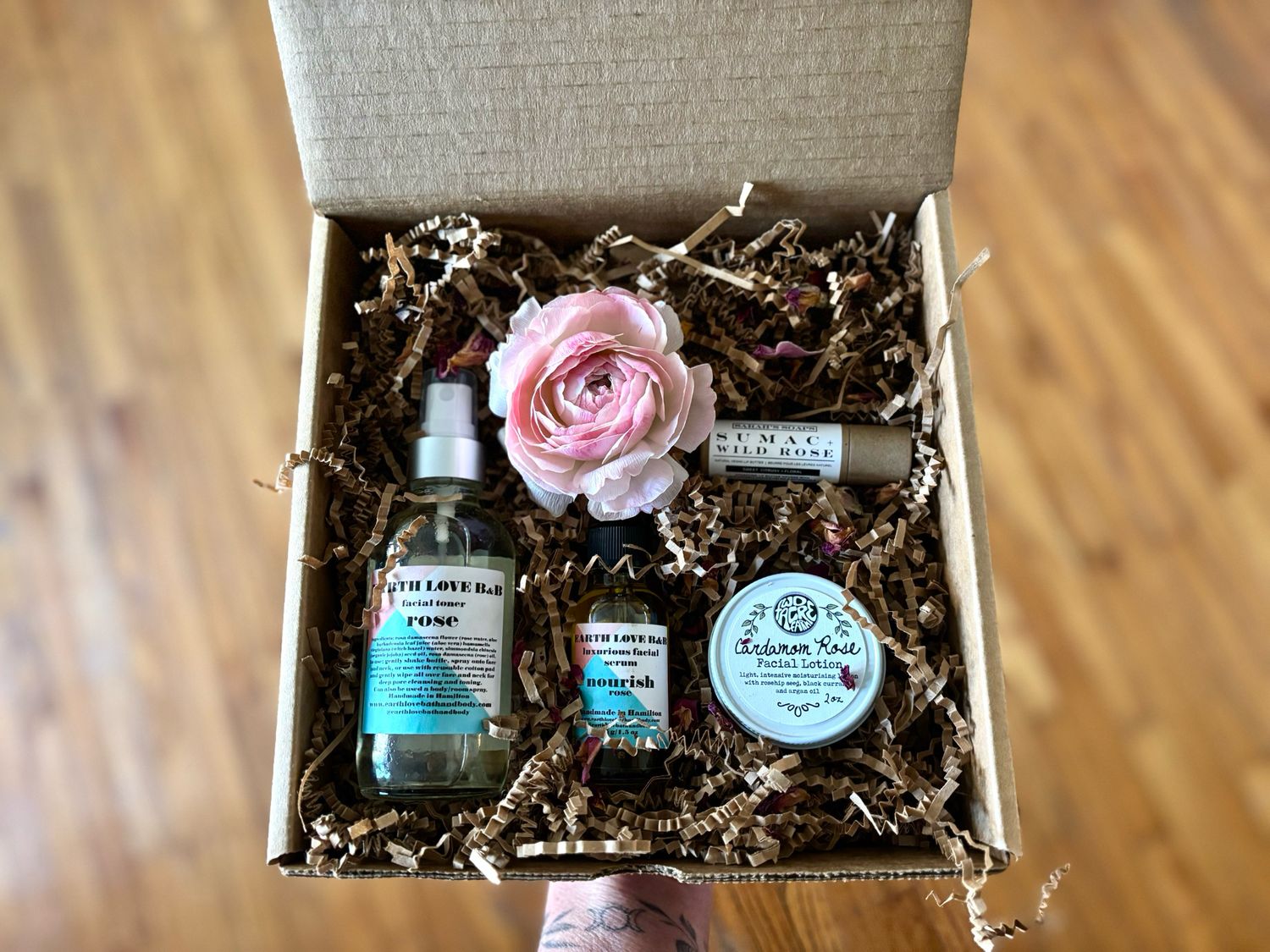 bouquet of roses Gift Box
