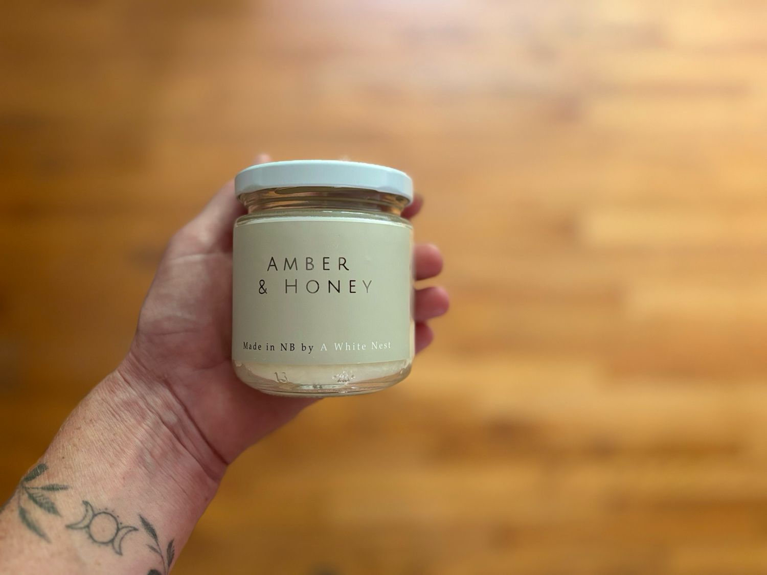 Amber &amp; Honey - Hand Poured Soy Candle