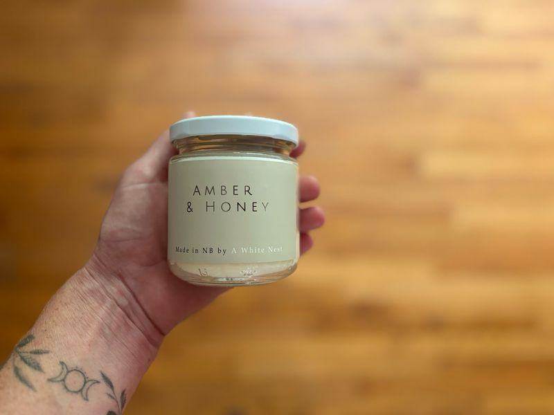 Amber &amp; Honey - Hand Poured Soy Candle