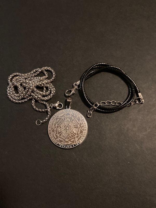 Erzengel-Schutzanhänger mit Edelstahlkette und Lederband – Schmuck-Set