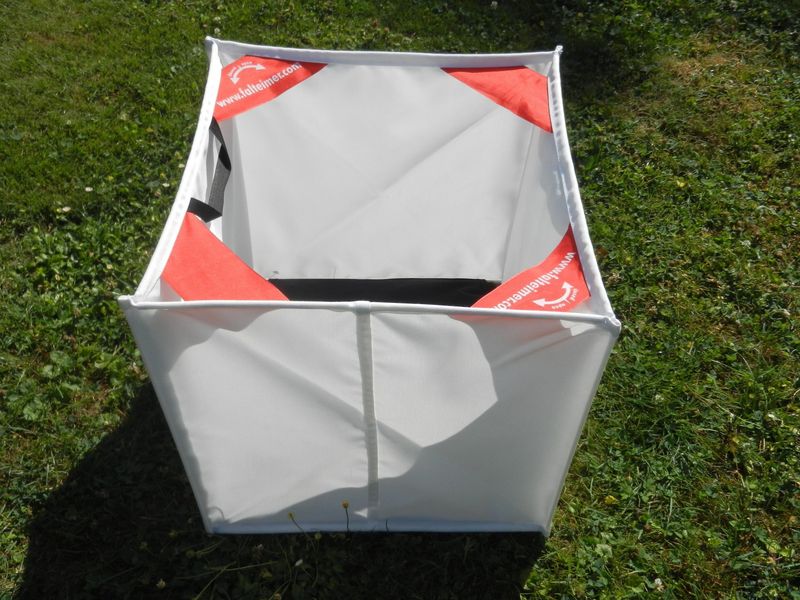 Falteimer Folding Throw Cube