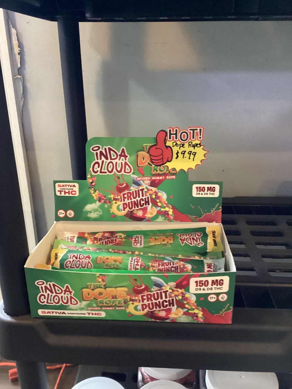 Inda Cloud Dope Rope, flavors: Fruit Punch