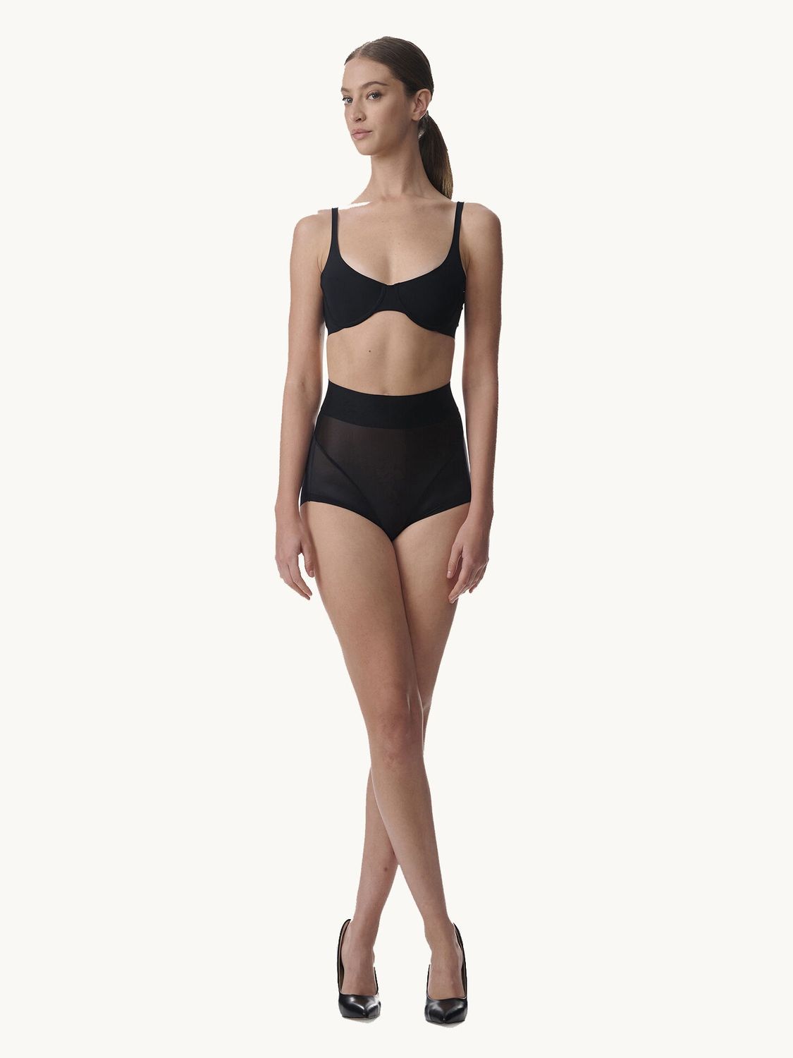 Curve Enhancing Brief