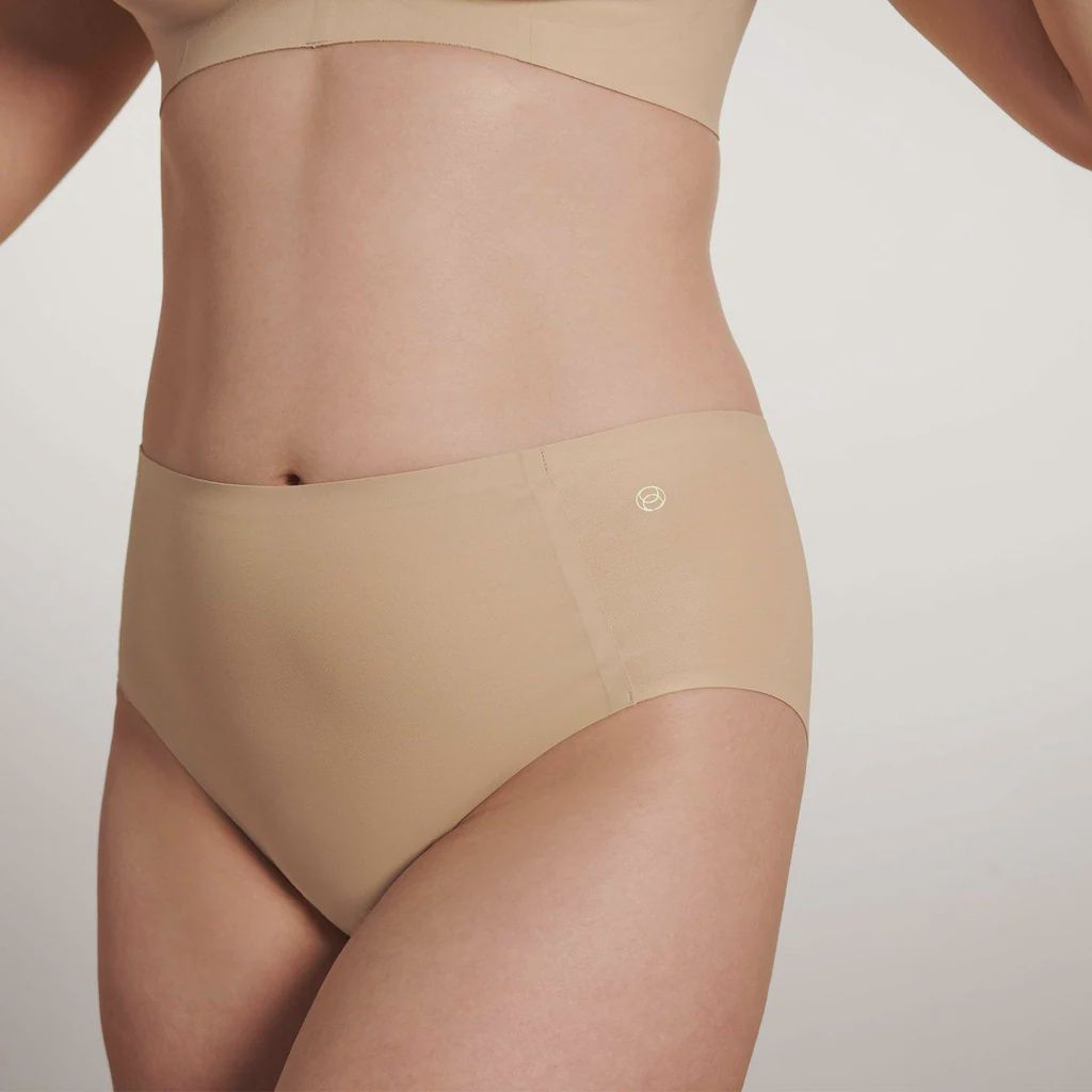 High-Waisted Retro Bikini 16-24