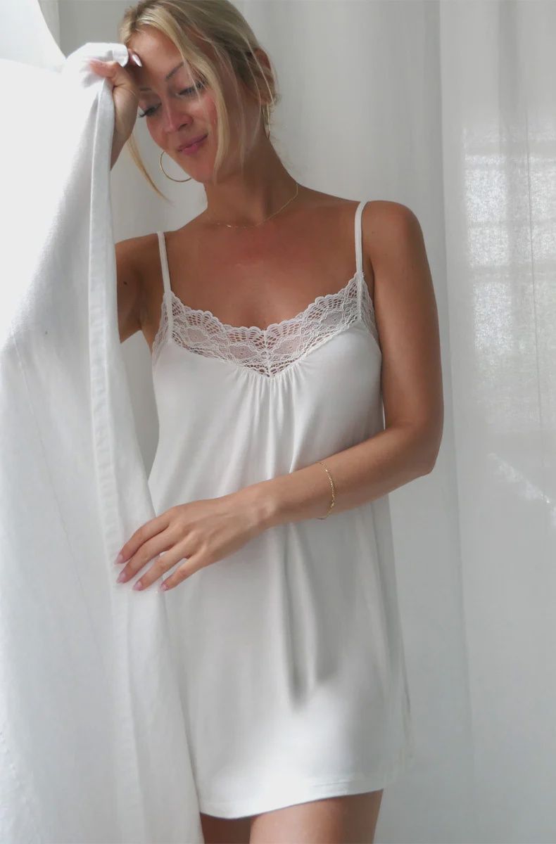 Venice Low Back Chemise