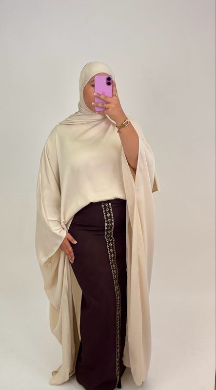 Ensemble Noura - Prune