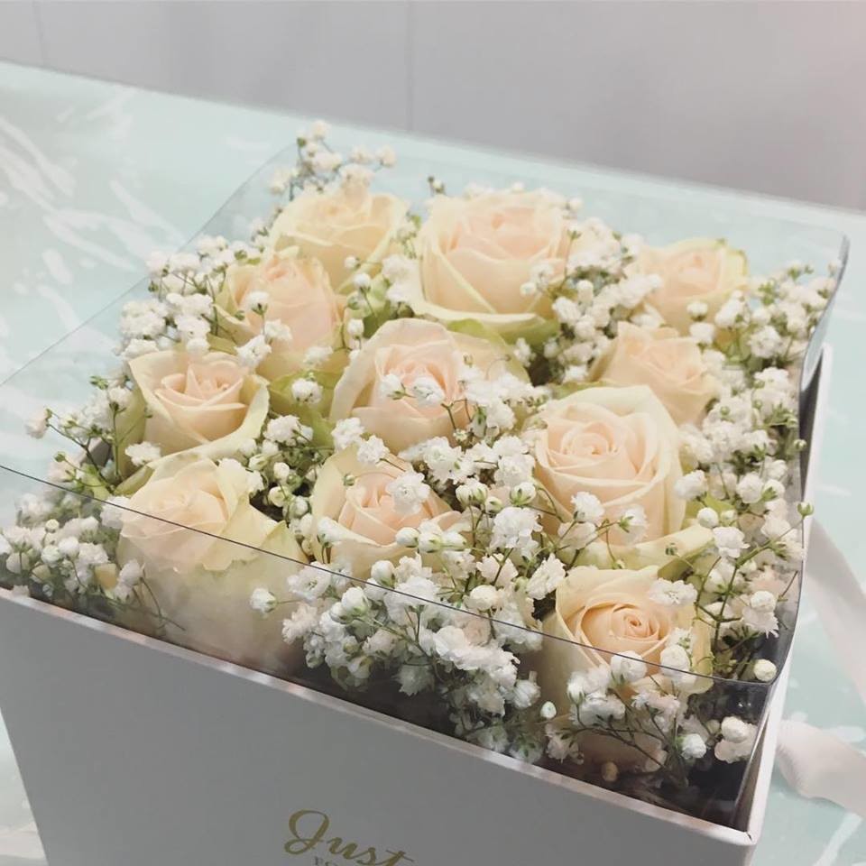 Caixa com rosas Caixa com rosas
