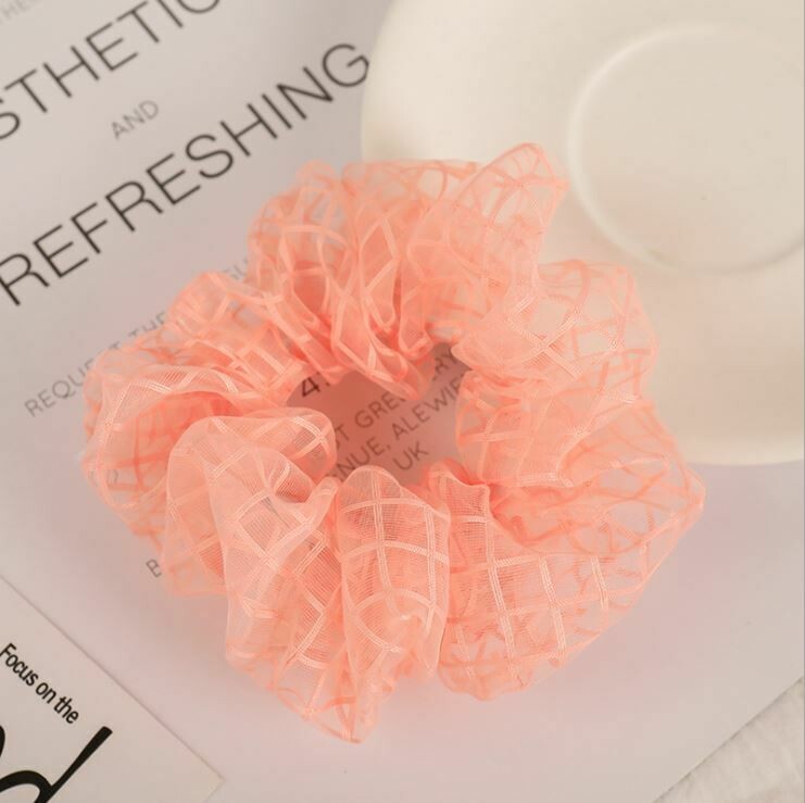 Sale 10%! Модный аксессуар !!! Невероятно женственная и нежная резинка для волос, Цвет персиковый, 1 шт.