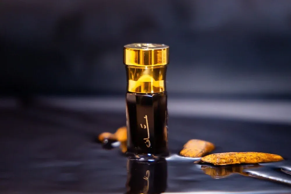 دهن عود عبيه