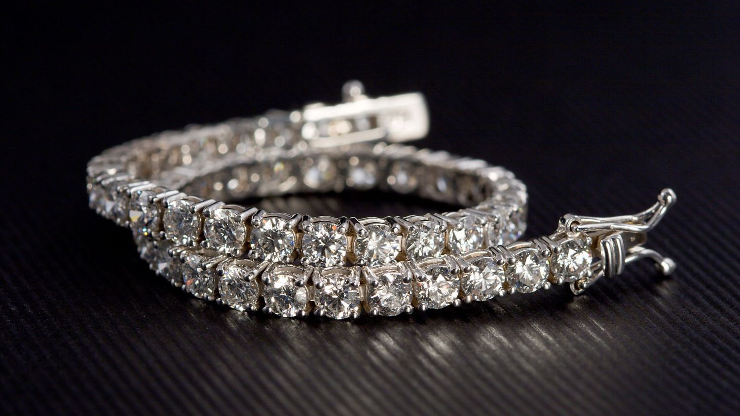1.90 carat Round Lab Diamond Tennis Bracelet