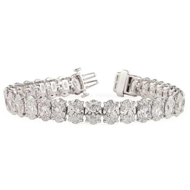 32.10 carat Oval Lab Diamond Tennis Bracelet