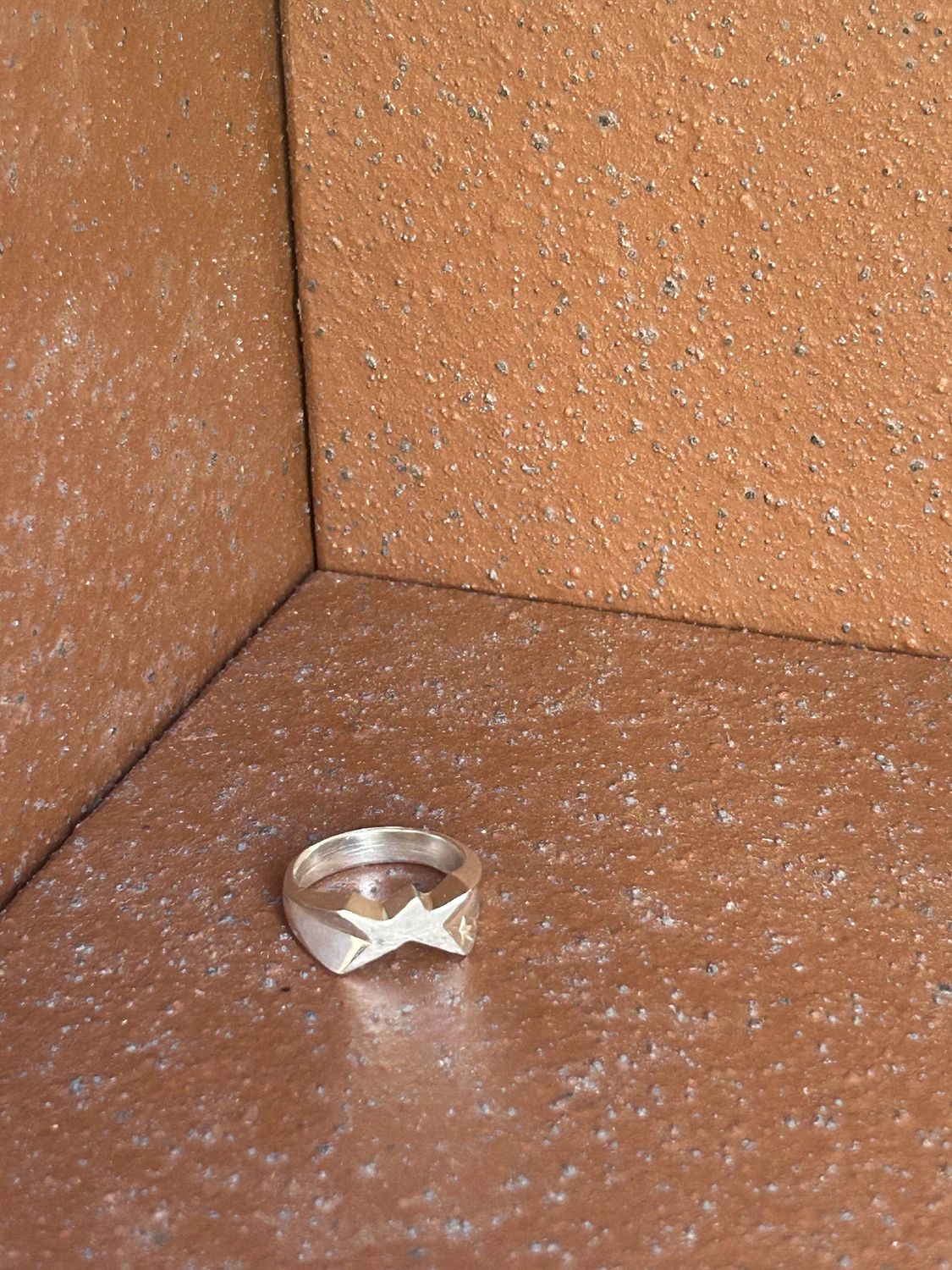 Star Ring, Finish: high polish, Size: 7.5