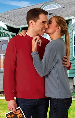 Sudadera polar con cuello redondo, ideal como textil promocional, ropa laboral, ropa deportiva y ropa casual.