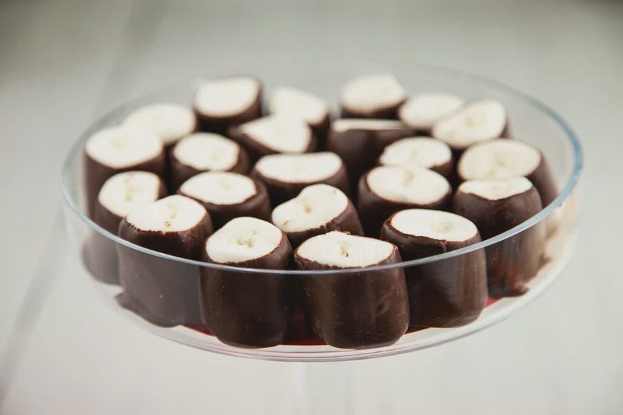 Cocoa Bistro Chocolate Marshmallows 100 g - Dark Chocolate