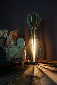 Steh - und Hängeleuchte Donna Grande Steh - und Hängeleuchte Donna Grande