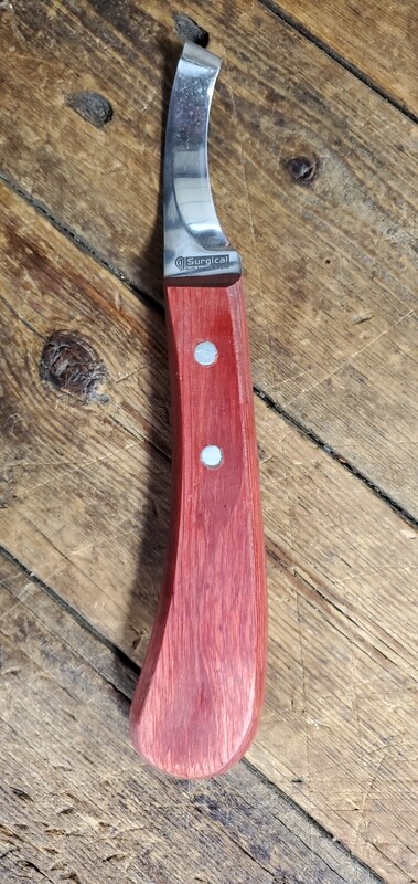 Farrier Hoof Tool with Curved Blade