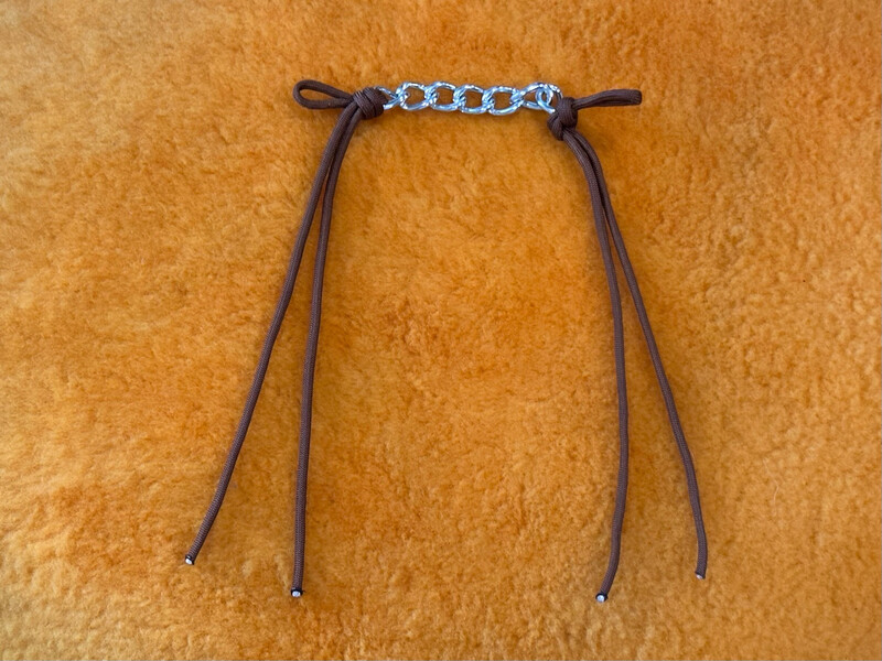 Brown Nylon String Curb with Single Row Chain
